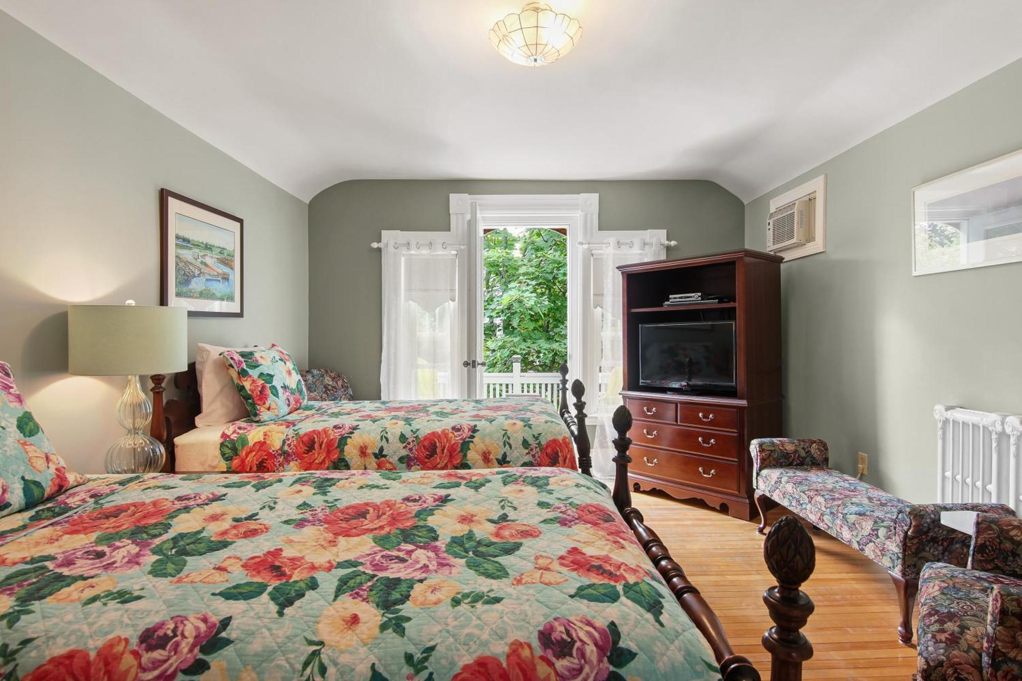 The Dawson House Bed & Breakfast Charlottetown Esterno foto